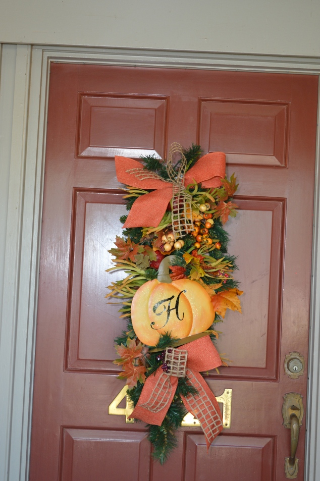 Personalized teardrop is perfect for a fall door decor!
